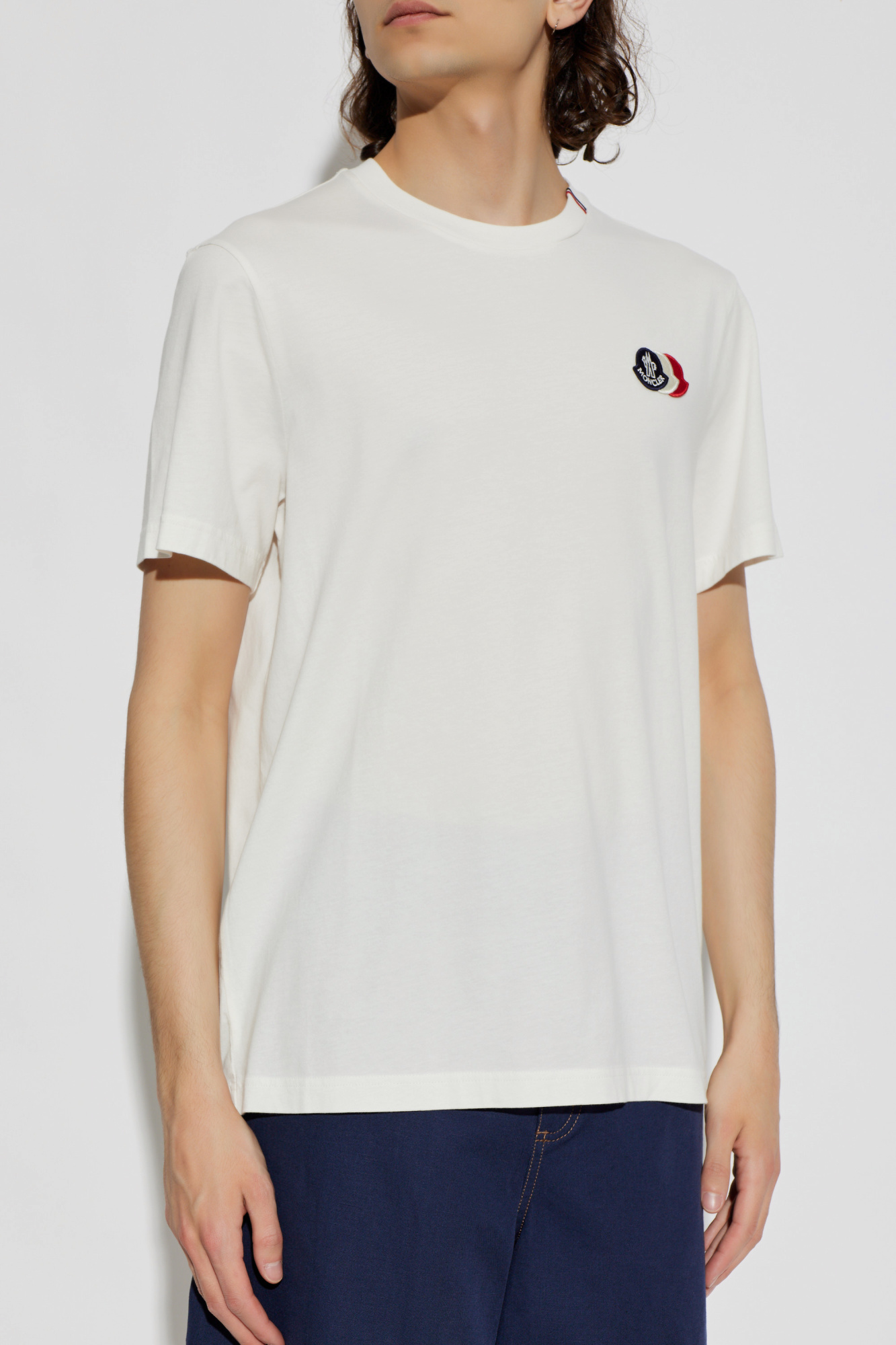 White T-shirt with logo patch Moncler - Vitkac GB